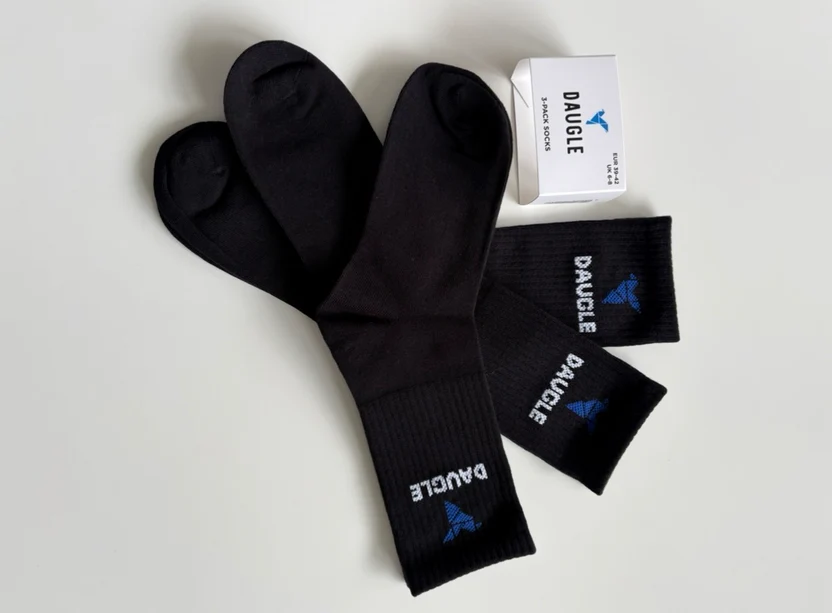 Daugle Performance Crew Socks – 3 Pack | Black & Blue
